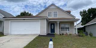 Charming Craftsman-Style 3-Bedroom Home in Gated Community! Gallery 1