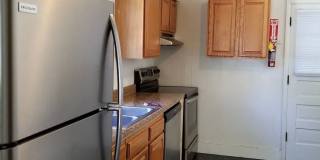 4BR 2BA - Walk to campus!  Available August 1 2027 Gallery 5