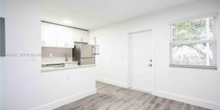 1950 NW 2nd Ct Gallery 2