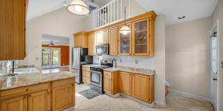 Miller Beach Living – Walk to the Lake! Gallery 10