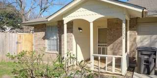 12250 Ridge Crown St Gallery 1