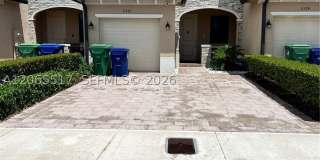 11370 SW 254th Ter Gallery 1