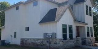 549 Augustus Street Gallery 1