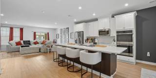 709 Thomas Ln #B Gallery 10
