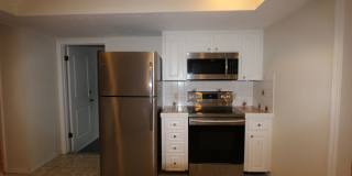 Lovely 4 Bedrooms / 2 Bathrooms / 2-Car Garage Gallery 6