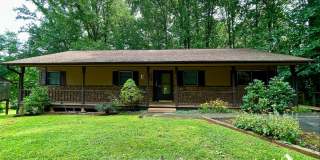 SECLUDED WOODLAND RETREAT IN ETOWAH Gallery 1