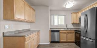 2536 White Oak Place #5 Gallery 1