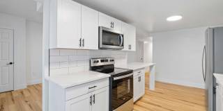 796 Hazelwood Avenue Gallery 15