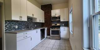 Beautiful 4BR 2 full bath house now showing! Gallery 1