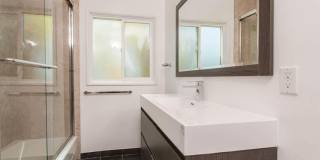 1204 N Crescent Heights Blvd Gallery 18