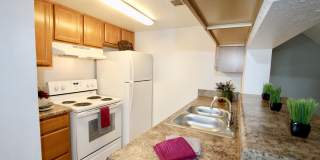 Royal Pointe Gallery 28