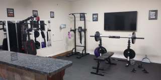 Room in 3 Bedroom Home at Arabian King Gallery 12