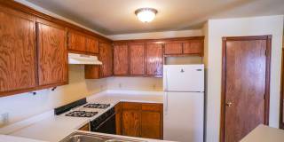 Must see 2 bed, 2 bath duplex near the University of Oklahoma Gallery 5