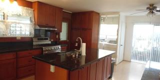 Large partly furnished house in Pearl City - PET FRIENDLY! Gallery 4