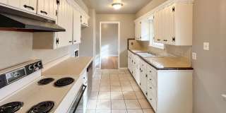 Charming Home Near 15th & Boulevard Gallery 10