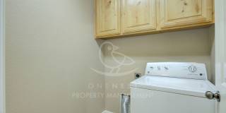 West Roseville 3 bdrm, 2.5 bth in gated community Gallery 21