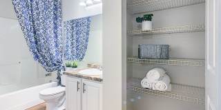 Ridgemar Commons Gallery 13