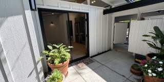 239 W Twelfth St Gallery 1