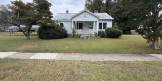 5118 Newton Drive NE Gallery 1