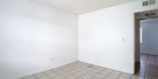 710 E Floribraska Ave Gallery 7