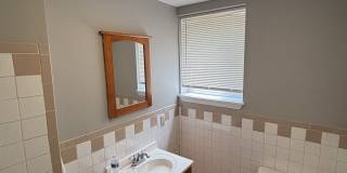 1704 West Diamond street - 2F Gallery 17