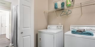 Oxmoor Apartment Homes Gallery 5