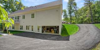 10205 SORREL Avenue Gallery 3