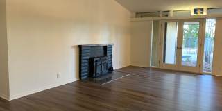 Sacramento Riverfront Home with Pool Gallery 13