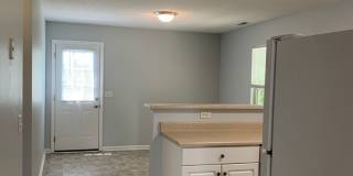 3 BD, 2 BA House: Freshly Painted + New Flooring + Available Now! Gallery 10