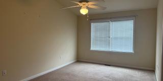 FOR RENT-Available Now! 3 Bed / 2.5 Bath Town-home Gallery 9