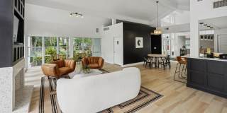 Oasis of Mandarin - Apartments & Townhomes Gallery 6