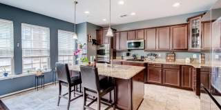 510 OVERLOOK PARK Drive Gallery 20
