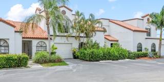 13549 Fountain View Boulevard Gallery 48