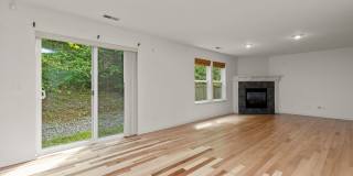Stunning 3 bed, 2.5 bath home in desirable Bothell neighborhood Gallery 20