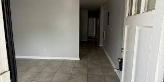 1046/1048 W 8th St.- Duplex Gallery 6