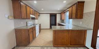 3 Bed 2 bath! Gallery 21