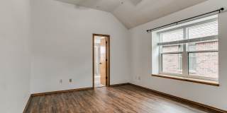 2812 Victoria Drive Gallery 14