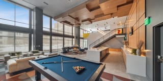 AMLI Broadway Park Gallery 21