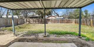 Charming 3 Bedroom in Pipers Meadow Gallery 15