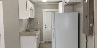 Two bedroom 1 bath Gallery 6