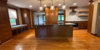 REDUCED Grandin Court Tudor with 3 Bedrooms and 2.5 Baths - EV Charging Station REDUCED Grandin Court Tudor with 3 Bedrooms and 2.5 Baths - EV Charging Station Gallery 23