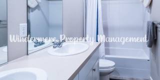 Stunning Soundview Estates 5 bedroom home Gallery 26