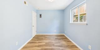 2302 E Side Dr Apt 23 Gallery 27
