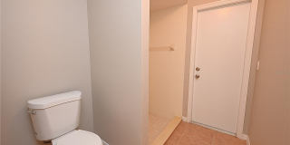 125 COSTA Loop Gallery 40