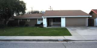 *Move-in special with a month of free rent on your 3rd month of tenancy* Gallery 1