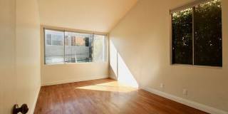 1825 Thayer Avenue Gallery 1