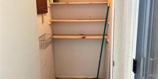 Arbor Village Condominium / Beautiful Update Unit / Refrigerator, Washer & Dryer included Gallery 37