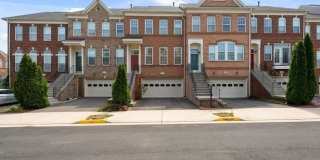 22052 DILWORTH Square Gallery 1