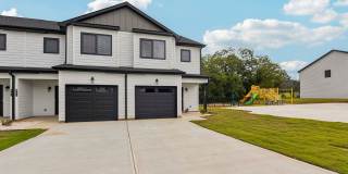 Brand-New Luxury Townhomes | Move-In Ready! Gallery 1