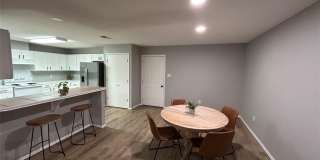 4926 Greenslope Drive Gallery 4